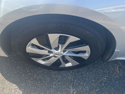 Used 2020 Nissan Altima 2.5 S FWD image 12