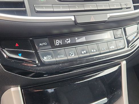 Used 2016 Honda Accord LX image 15