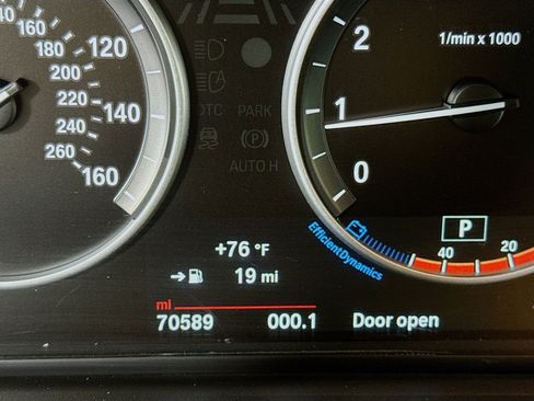 Used 2017 BMW X3 xDrive28i image 16