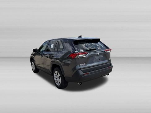 Used 2025 Toyota RAV4 LE AWD/4WD image 7