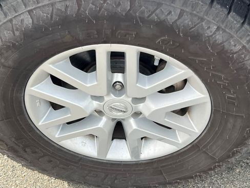 Used 2019 Nissan Frontier SV image 21