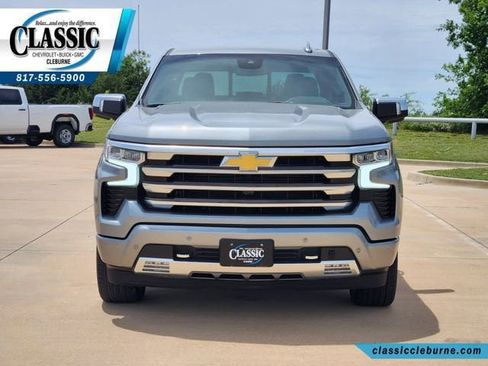 Used 2025 Chevrolet Silverado 1500 High Country AWD/4WD image 5