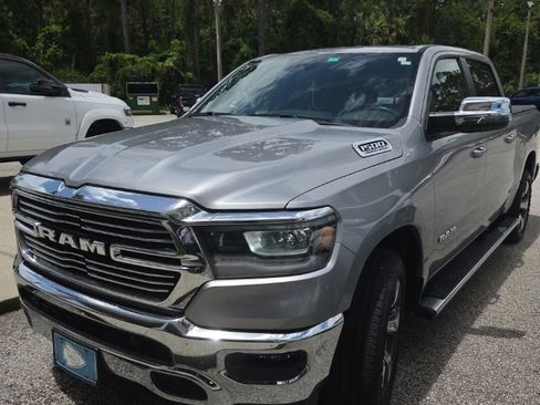 Used 2023 RAM 1500 Laramie AWD/4WD image 1
