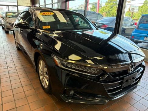 Used 2021 Honda Accord Sport image 1