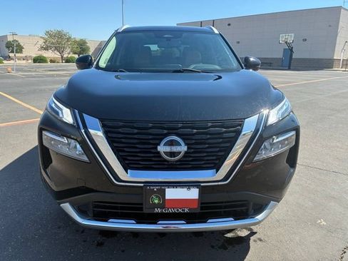 Certified 2023 Nissan Rogue Platinum FWD image 9