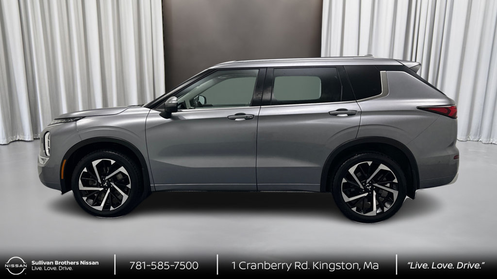 Used 2023 Mitsubishi Outlander SEL AWD/4WD image 8