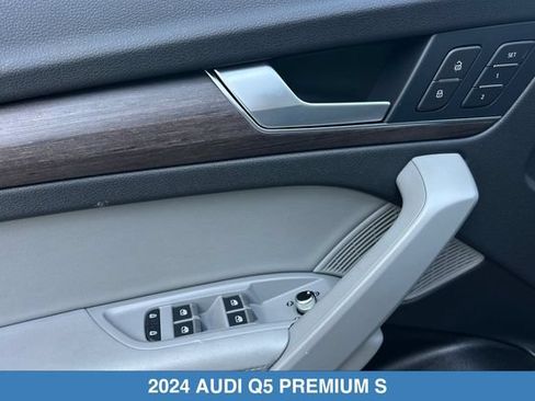 Used 2024 Audi Q5 2.0T Premium Plus AWD/4WD image 12