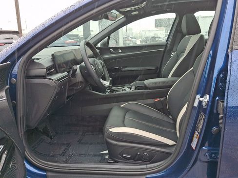 Used 2025 Kia K5 GT-Line w/ GT-Line Premium Package image 13