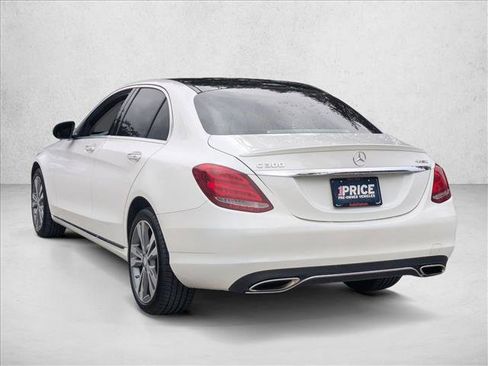 Used 2017 Mercedes-Benz C 300 4MATIC Sedan image 7