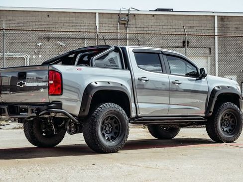 Used 2019 Chevrolet Colorado ZR2 w/ Colorado ZR2 Bison Edition AWD/4WD image 5