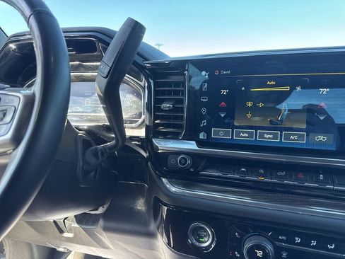 Used 2024 Chevrolet Silverado 1500 LT AWD/4WD image 20