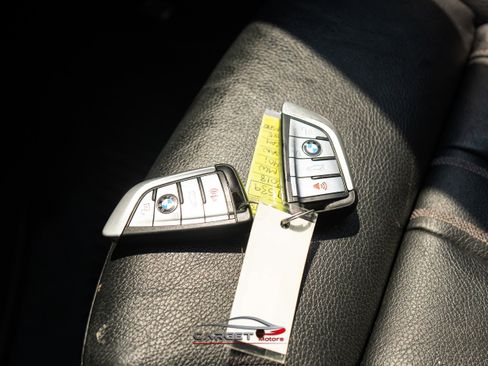 Used 2018 BMW 540i xDrive image 54