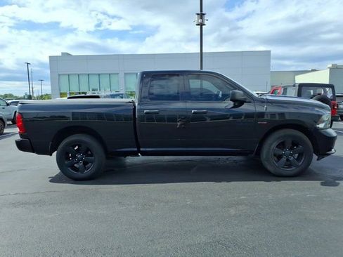Used 2017 RAM 1500 Express w/ Black Ram 1500 Express Group RWD image 25