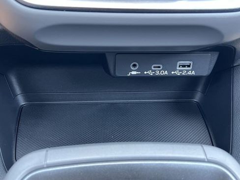 New 2026 Subaru Crosstrek 2.0i Premium AWD/4WD image 17