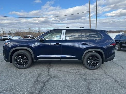 New 2026 Toyota Grand Highlander Limited image 2