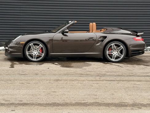 Used 2009 Porsche 911 Turbo image 2