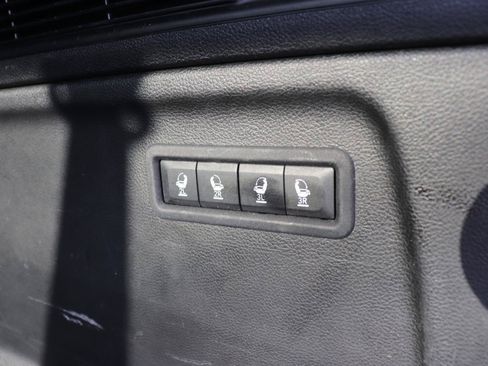 Used 2024 Jeep Wagoneer L Series II w/ Flexible Seating Group AWD/4WD image 64