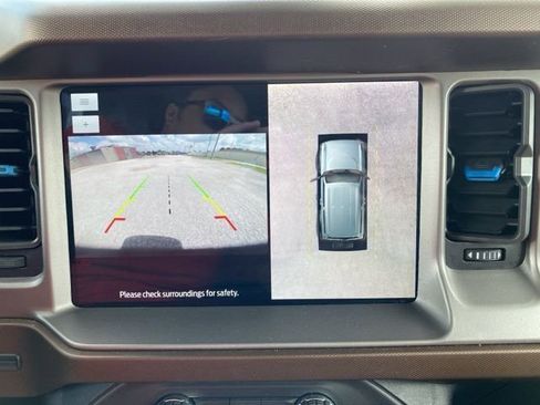 Used 2023 Ford Bronco Outer Banks AWD/4WD image 8