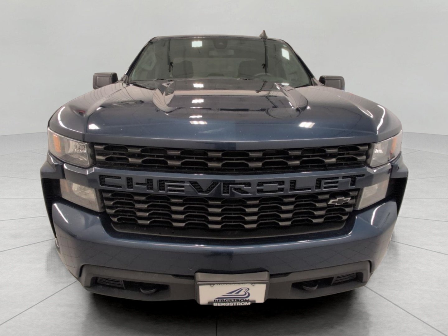 Used 2021 Chevrolet Silverado 1500 Custom w/ LPO, Dark Essentials Package AWD/4WD image 14