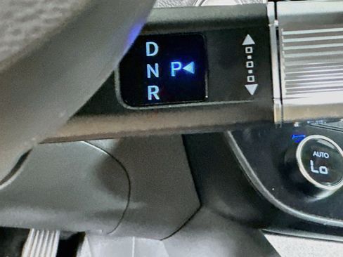 Used 2025 Hyundai Sonata SEL FWD image 24