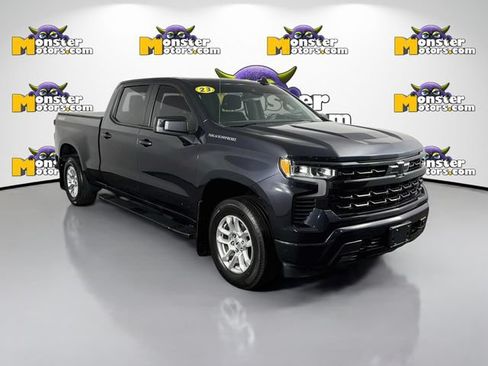 Used 2023 Chevrolet Silverado 1500 RST w/ Max Trailering Package AWD/4WD image 3