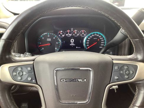 Used 2018 GMC Sierra 1500 Denali AWD/4WD image 16