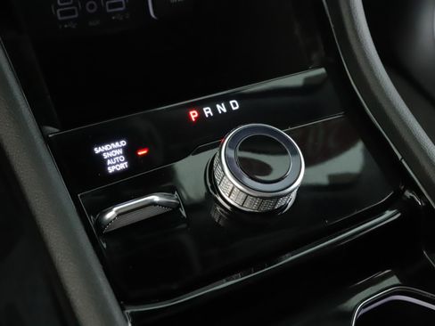 Certified 2022 Jeep Grand Cherokee L Limited AWD/4WD image 16