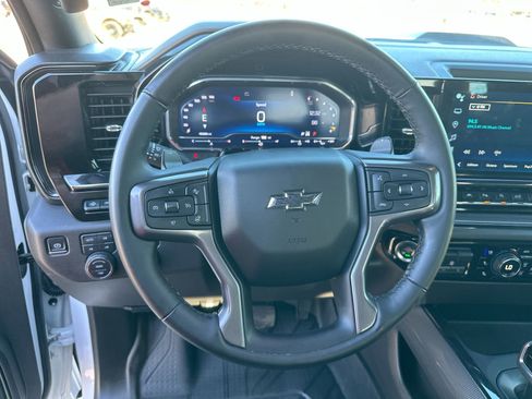 Used 2025 Chevrolet Silverado 1500 ZR2 w/ Technology Package AWD/4WD image 14