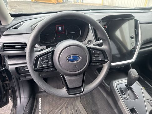 Used 2024 Subaru Crosstrek 2.0i Premium image 6