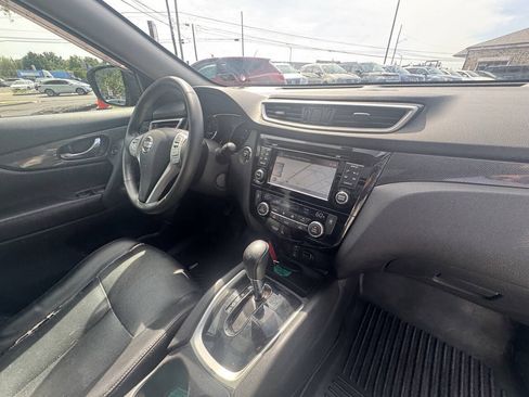 Used 2015 Nissan Rogue SL w/ SL Premium Package AWD/4WD image 30