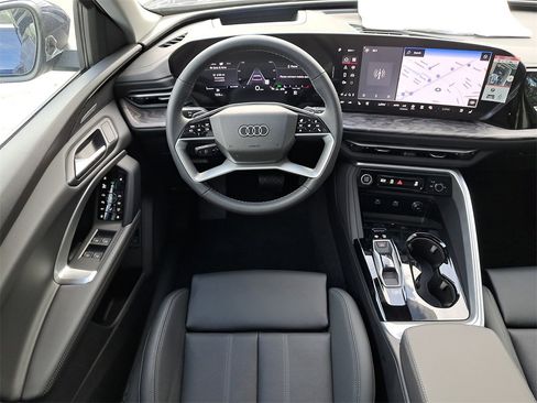 New 2025 Audi Q5 Premium Plus image 23