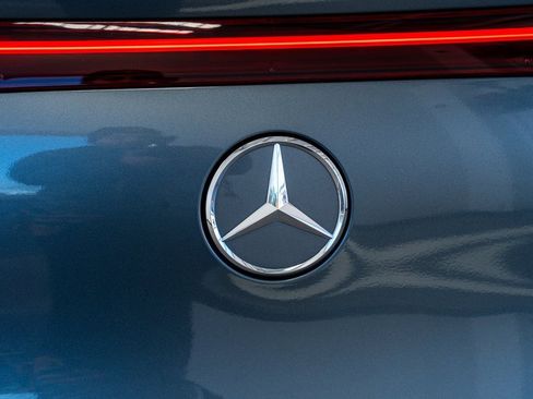 Used 2023 Mercedes-Benz EQE 350+ SUV w/ AMG Line Exterior Package image 27