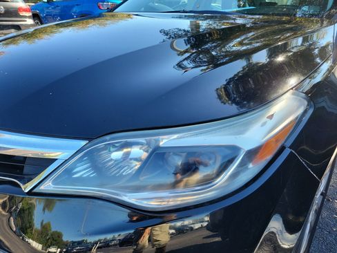 Used 2014 Toyota Avalon XLE image 4