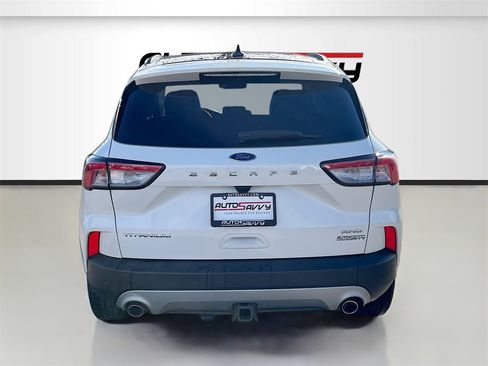 Used 2022 Ford Escape Titanium w/ Class II Trailer Tow Package image 6