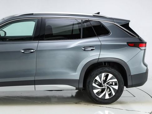 New 2026 Volkswagen Tiguan S FWD image 4