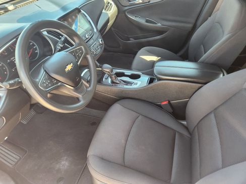 Used 2023 Chevrolet Malibu LT FWD image 14