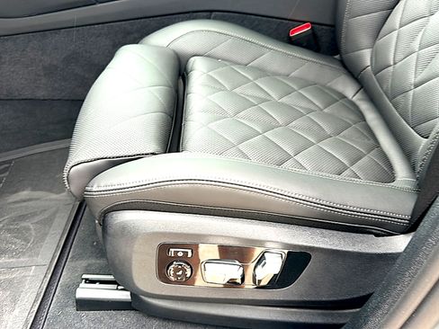 New 2027 BMW X6 xDrive40i AWD/4WD image 12