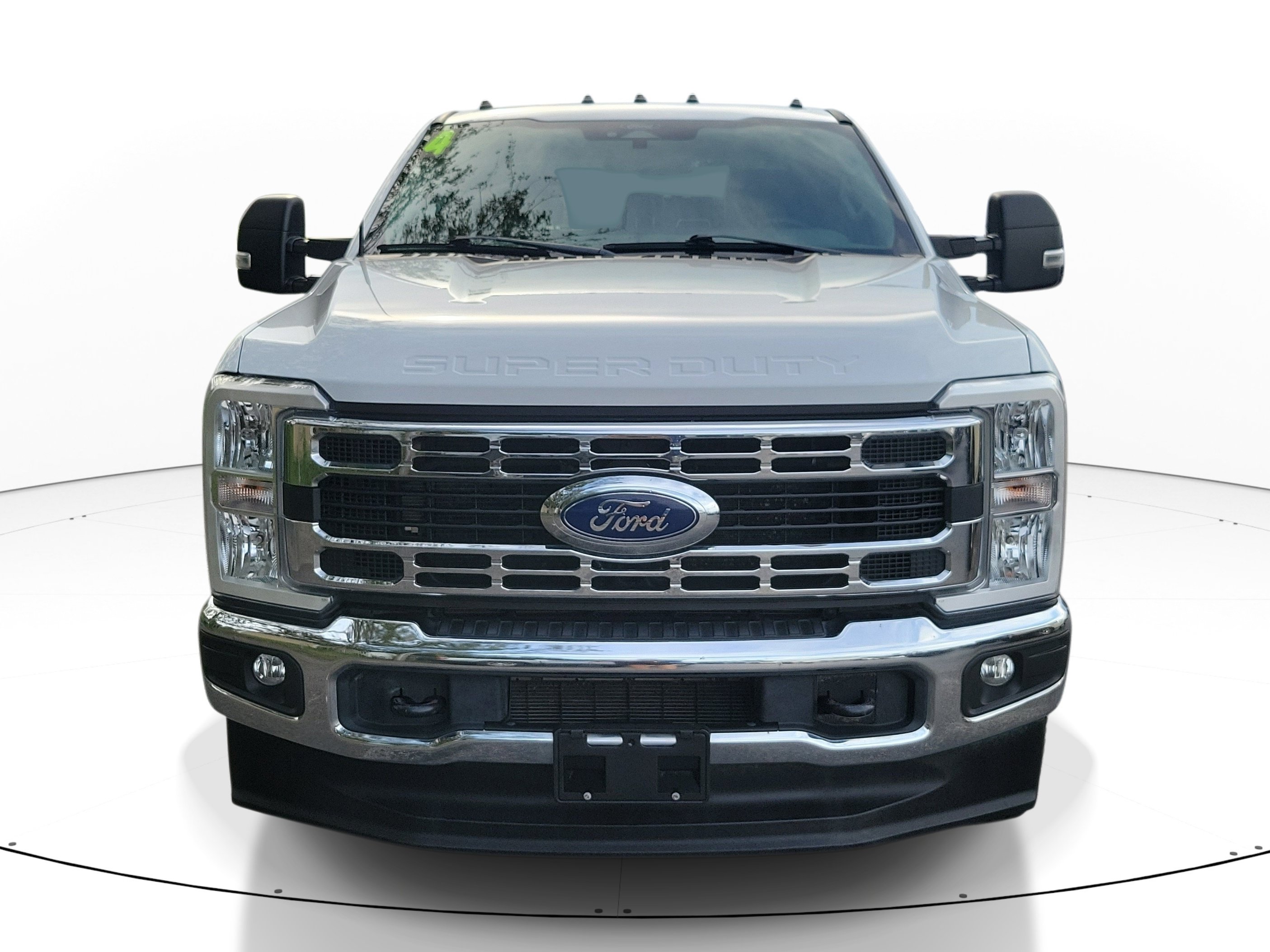 Used 2024 Ford F350 XLT w/ FX4 Off-Road Package AWD/4WD image 6