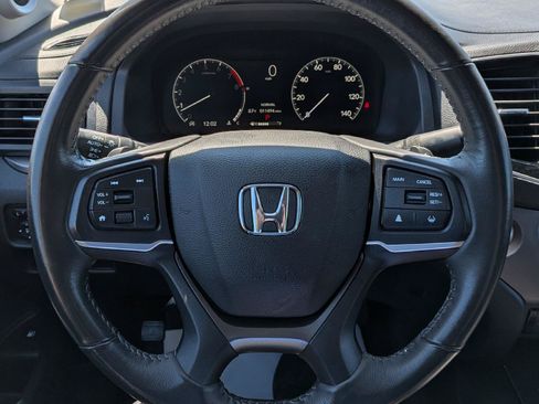 Certified 2025 Honda Ridgeline RTL image 18