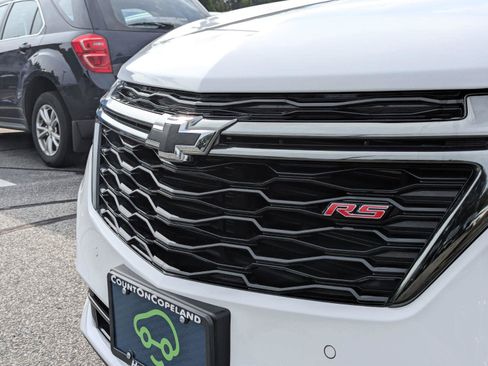 Certified 2023 Chevrolet Equinox RS AWD/4WD image 35