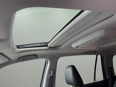 Used 2021 Honda Pilot Touring image 14