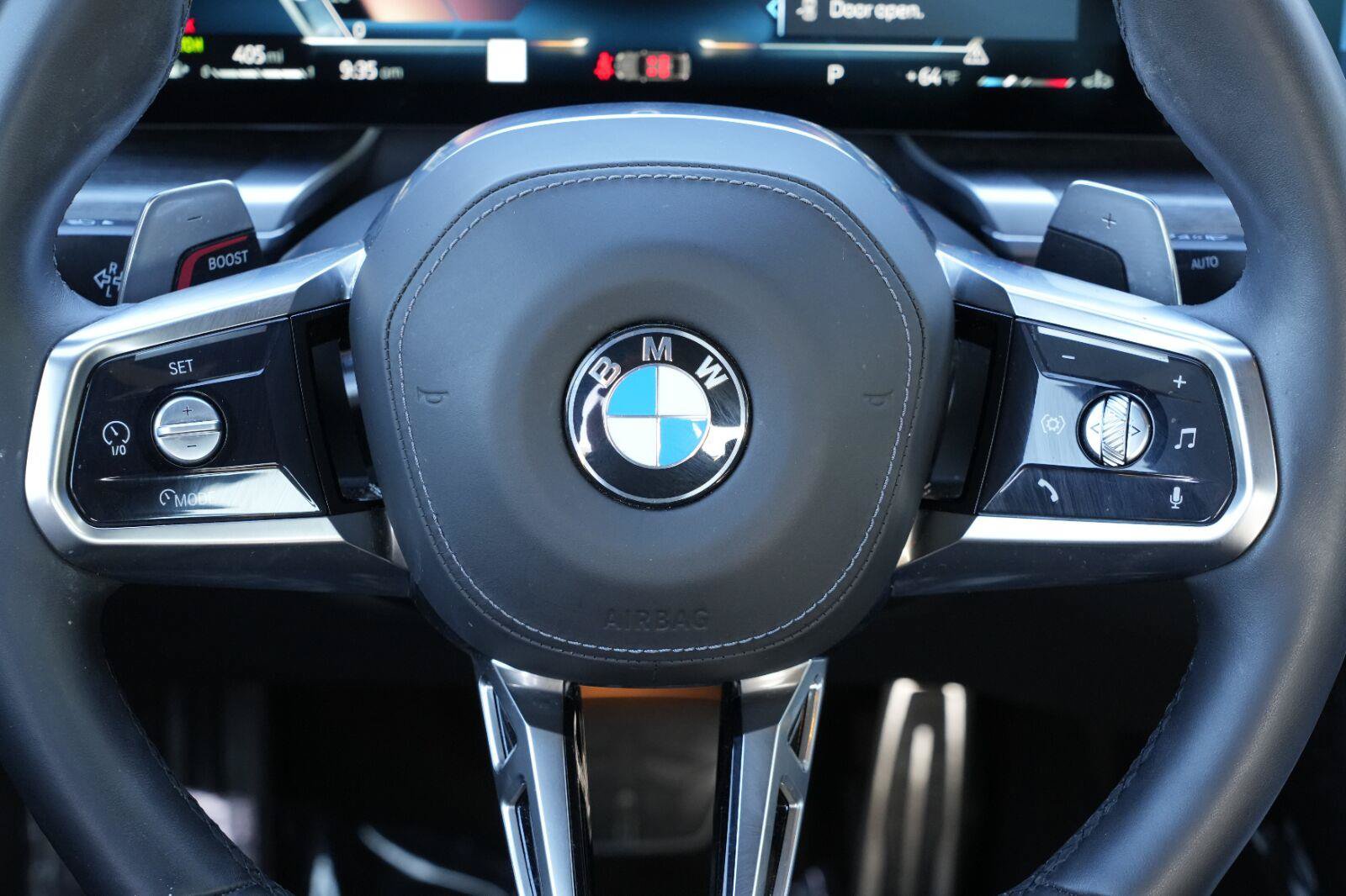 Used 2025 BMW 760i xDrive w/ Executive Package AWD/4WD image 23