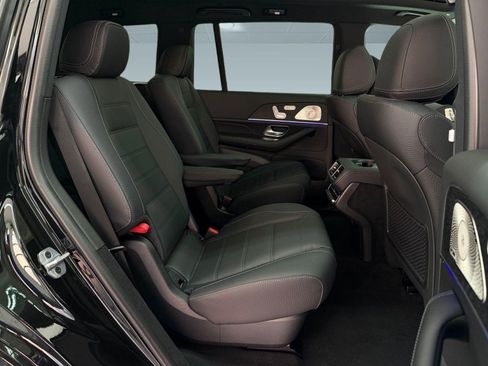 New 2026 Mercedes-Benz GLS 580 4MATIC image 25