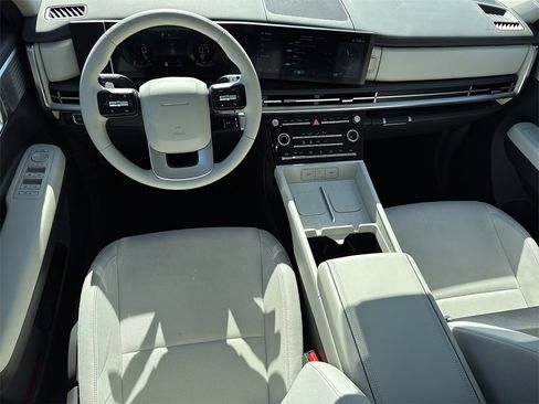 Used 2024 Hyundai Santa Fe SE image 24