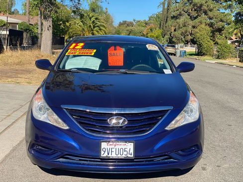 Used 2012 Hyundai Sonata GLS w/ Popular Equipment Pkg image 2
