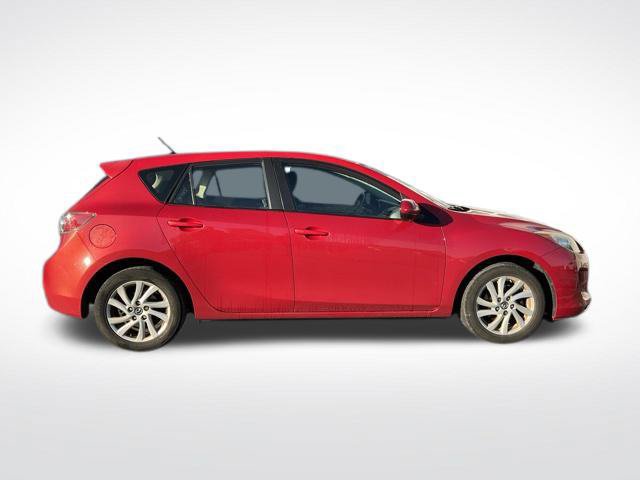 Used 2013 MAZDA MAZDA3 i Touring w/ Preferred Equipment Pkg FWD image 8