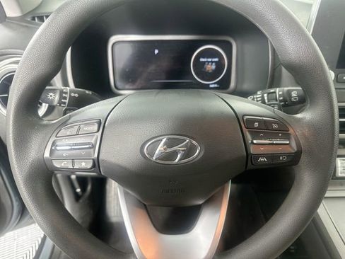 Used 2023 Hyundai Kona SE image 20