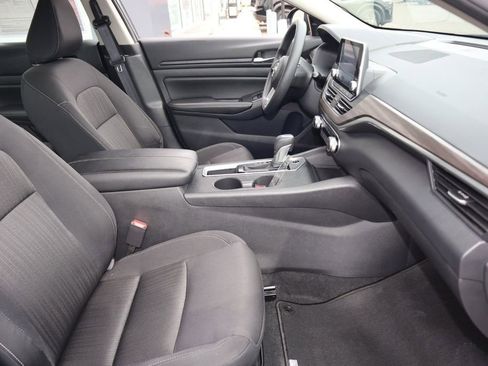 Certified 2025 Nissan Altima 2.5 SV image 27