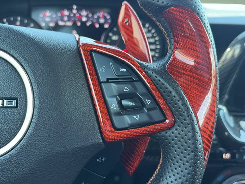 Used 2020 Chevrolet Camaro SS RWD image 17