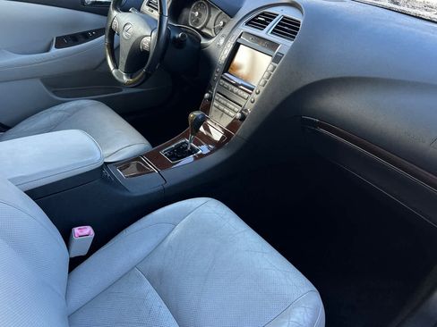 Used 2010 Lexus ES 350 w/ Preferred Accessory Package image 14